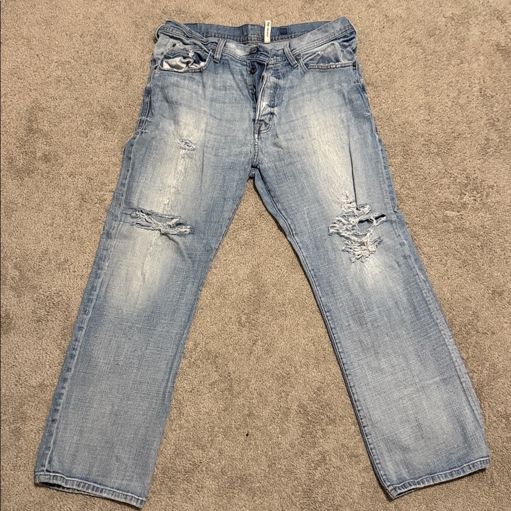 Guess Men’s Distressed Light Blue Jeans 36x36